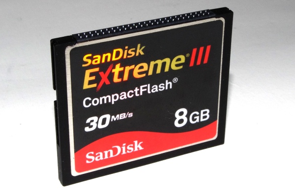 SanDisk 8GB CF card